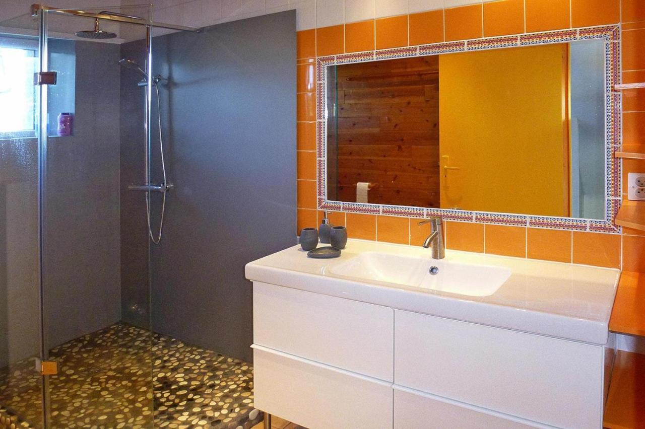 Beautiful 4 Family Villa Overlooking The Beach Locquirec Exterior foto